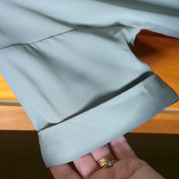 FIG* lightweight airy v neck short sleeve recycled poly spandex travel dress - Picture 5 of 11